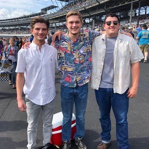 Meet your Posher, Colin